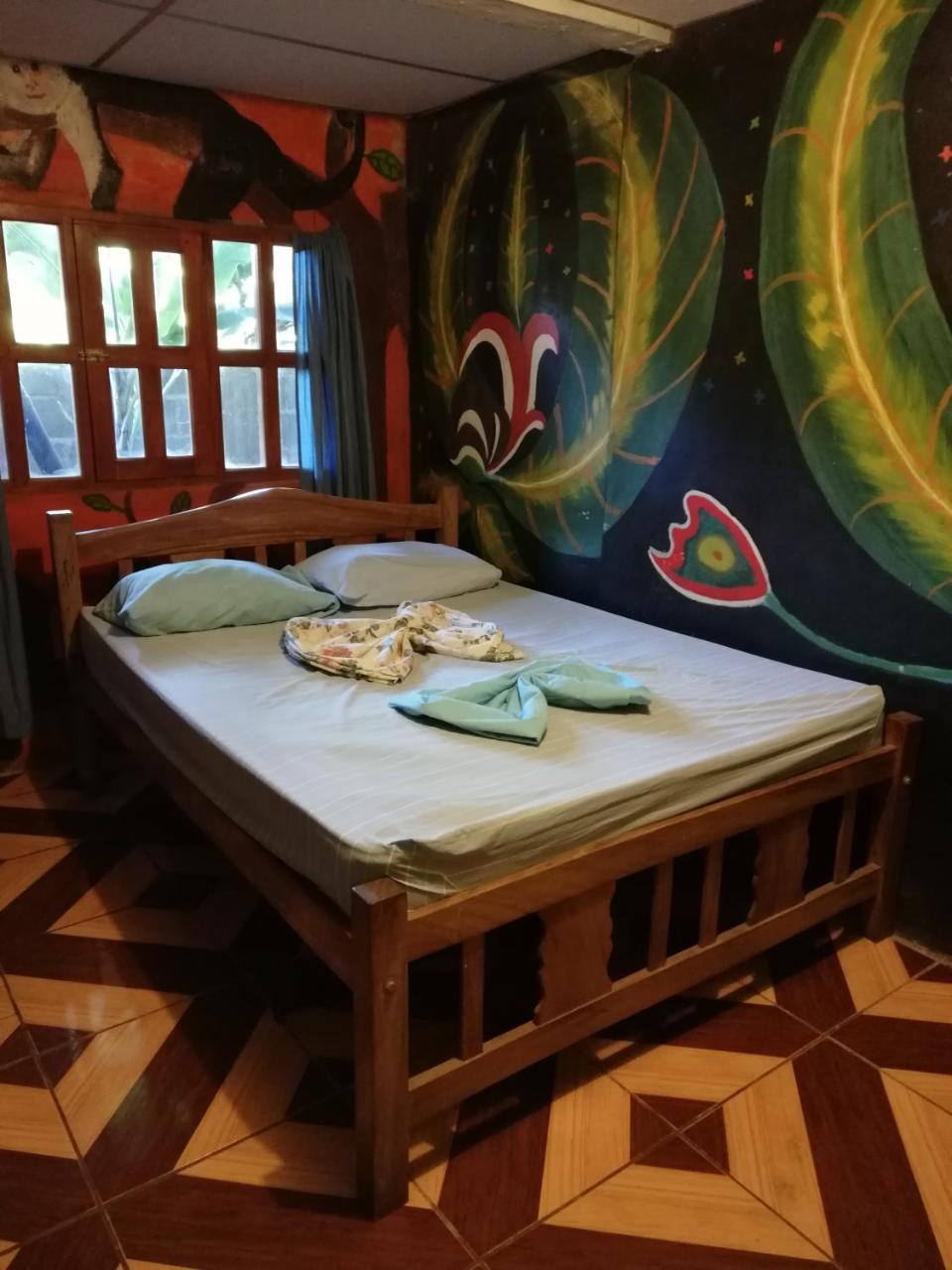 Lazy Crab Hostel Balgue Room photo
